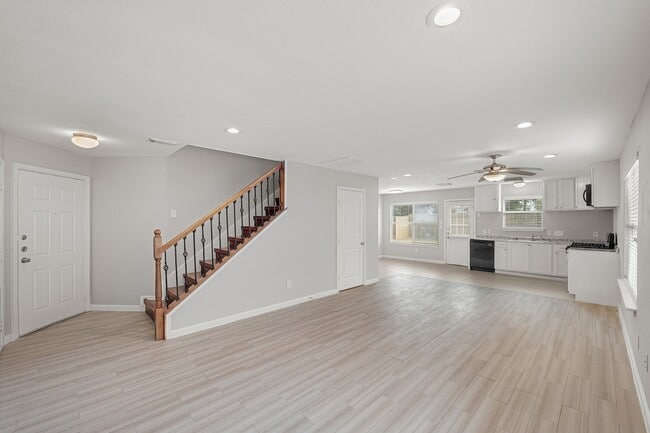 Building Photo - 2934 Cypress Island Dr