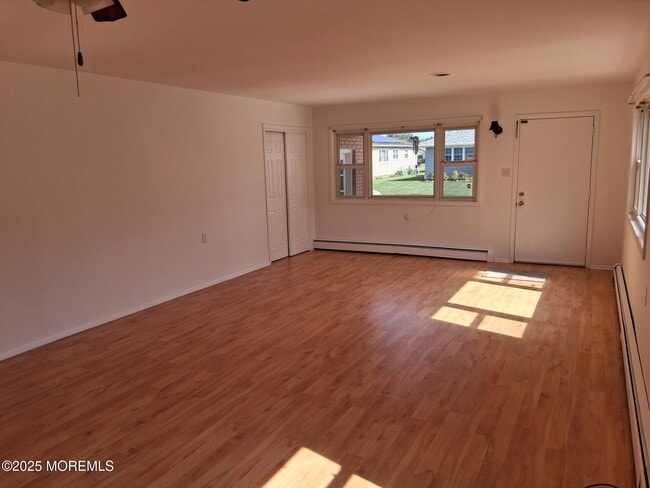 Building Photo - 9 Harrington Dr S