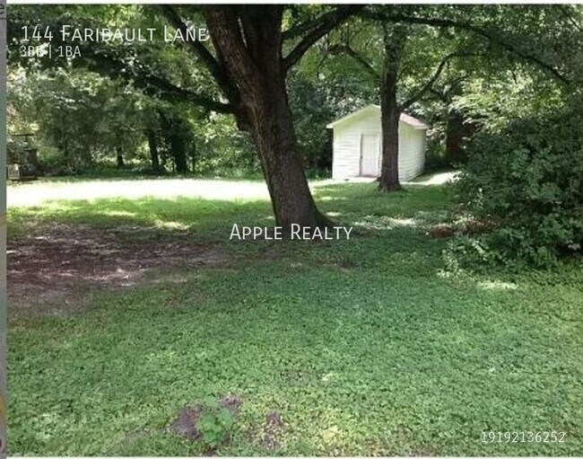 Foto del edificio - 144 Faribault Ln