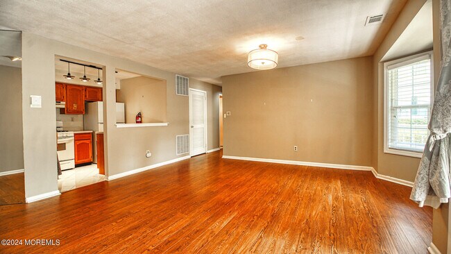 Building Photo - 117 Federal Ct