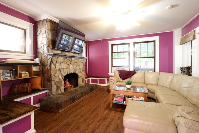 Building Photo - the co.space