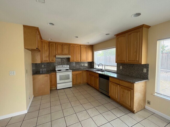 Building Photo - South San Jose Blossom Valley - 4 bedroom ...