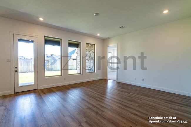 Foto del edificio - 4907 Avon Ridge Way