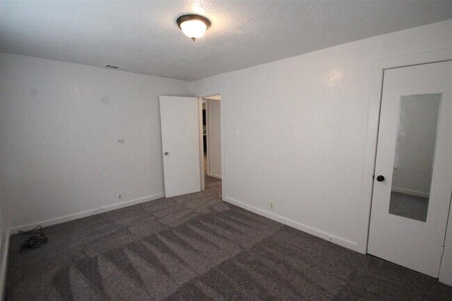 Foto del edificio - 1111 11th St