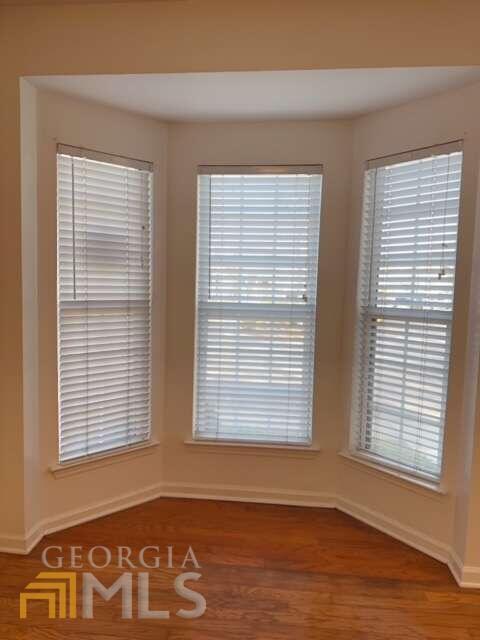 Building Photo - 1607 Cove Creek Cir