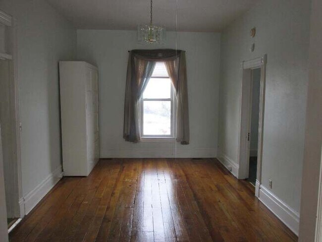 Foto del edificio - 922 Butte Ave
