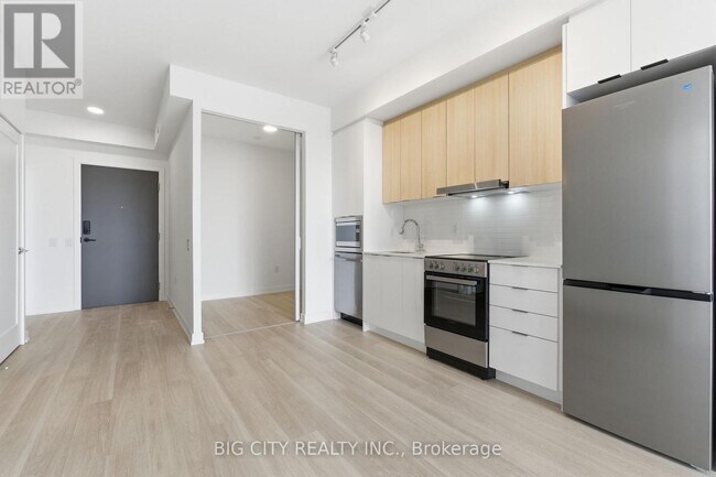 Photo du bâtiment - 9751 Markham Rd