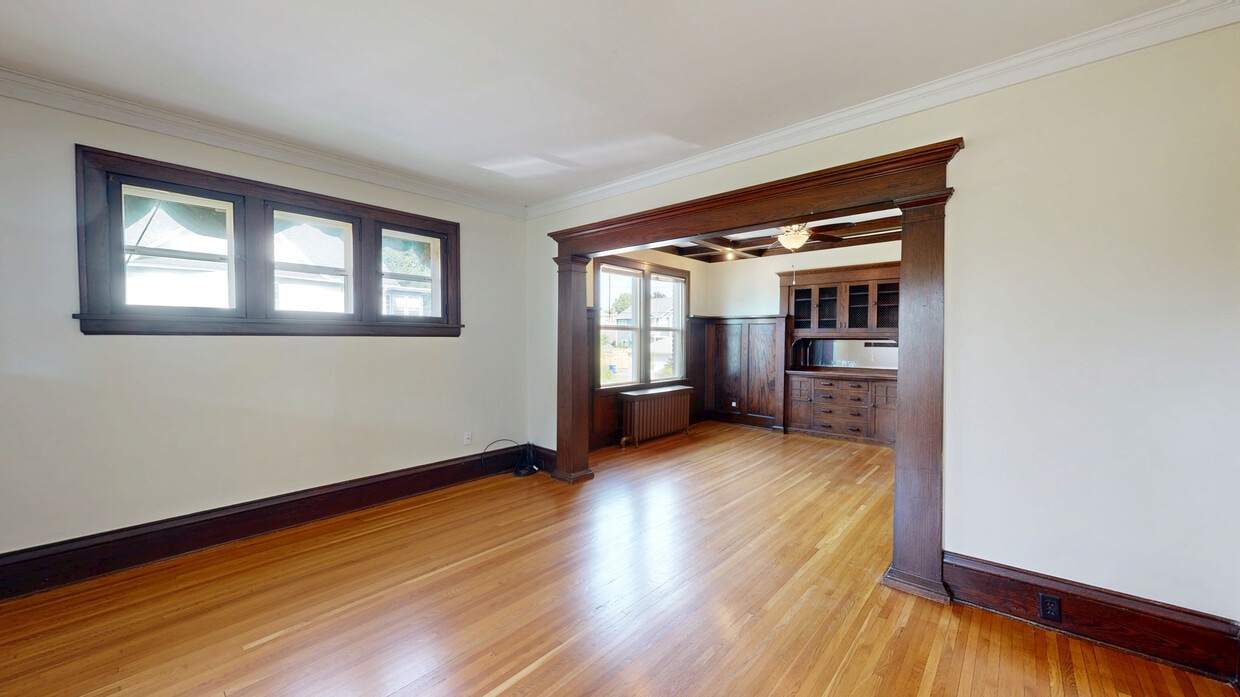 Photo - 1899 Selby Avenue Apartments