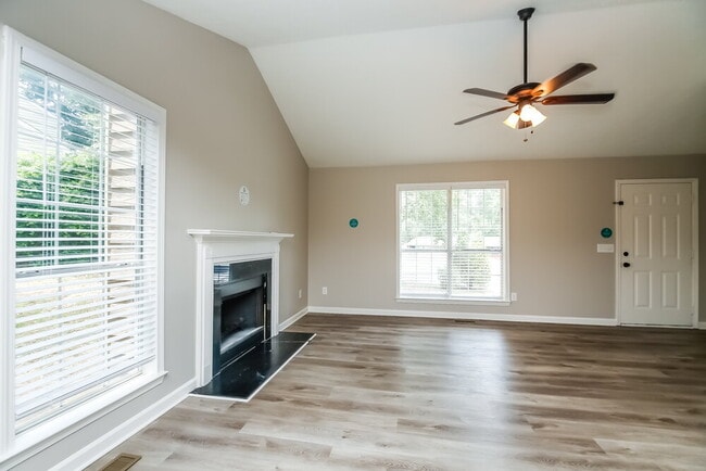 Building Photo - 24 Quail Run