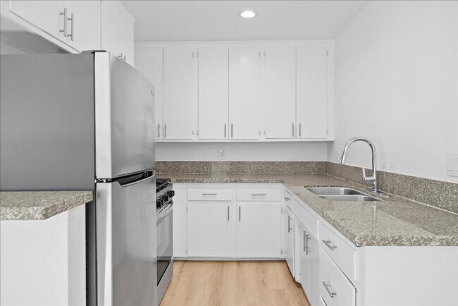 Foto del edificio - 3108 W 99th St