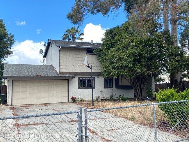 Building Photo - 4 br, 2.5 bath House - 2009 S White Rd.