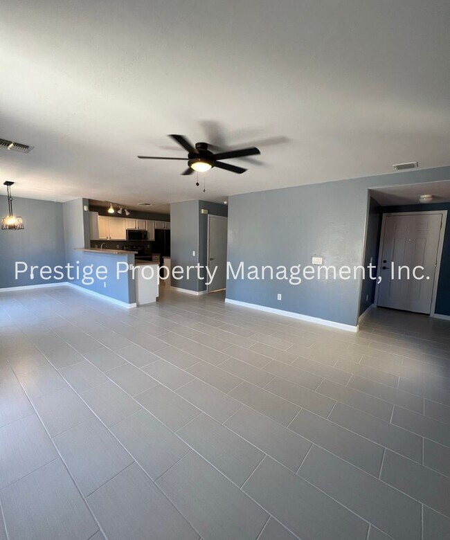 Building Photo - 4BR/2.5BA Nestled in the Heart of Los Arroyos!!