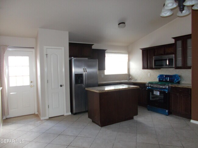 Foto del edificio - 749 Desert Sage Dr