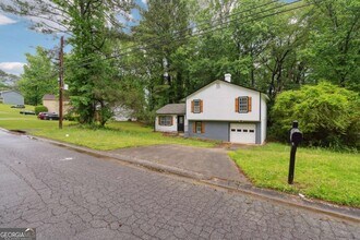 Building Photo - 4326 Dogwood Farms Dr