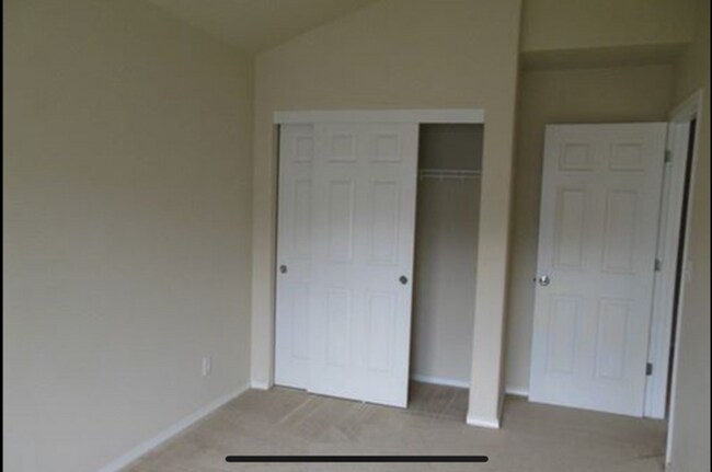 Foto del edificio - 3205 NW Foxtail Pl