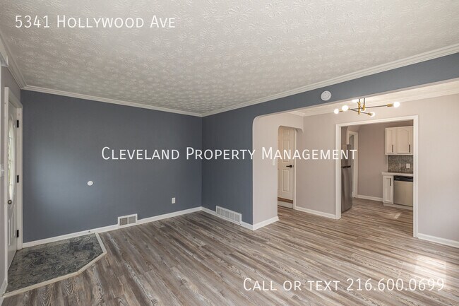 Foto del edificio - 5341 Hollywood Ave