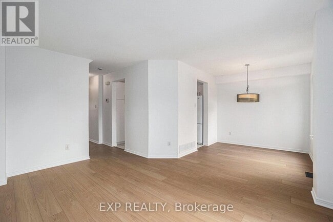 Building Photo - 1512 Launay Ave