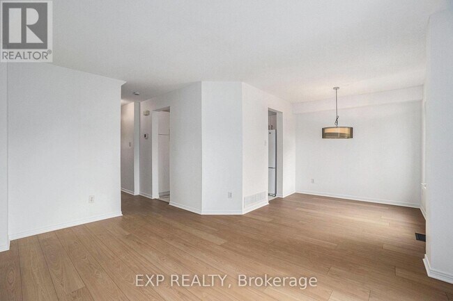 Photo du bâtiment - 1512 Launay Ave