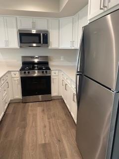 Foto del edificio - 4455 Deveraux Pl