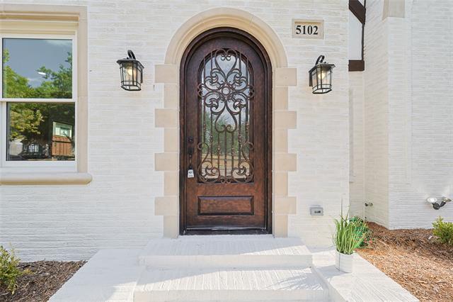 Foto del edificio - 5102 Goodwin Ave