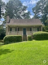 Building Photo - 118 Arbour Way