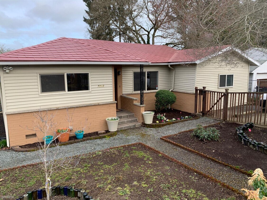 Foto principal - 7212 S 127th St