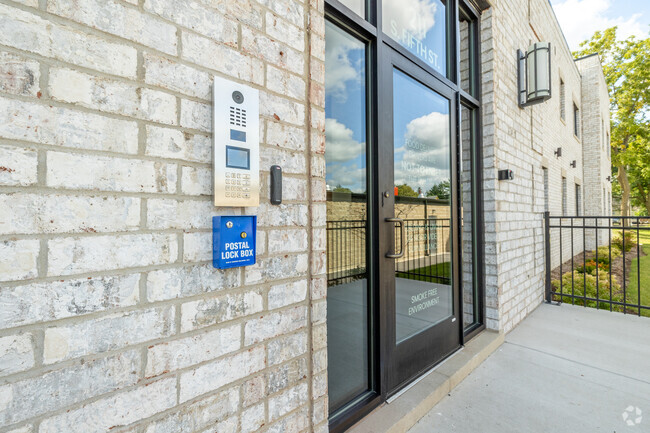 Key Fob Entry / DoorBird Buzzer System - City Hall Suites