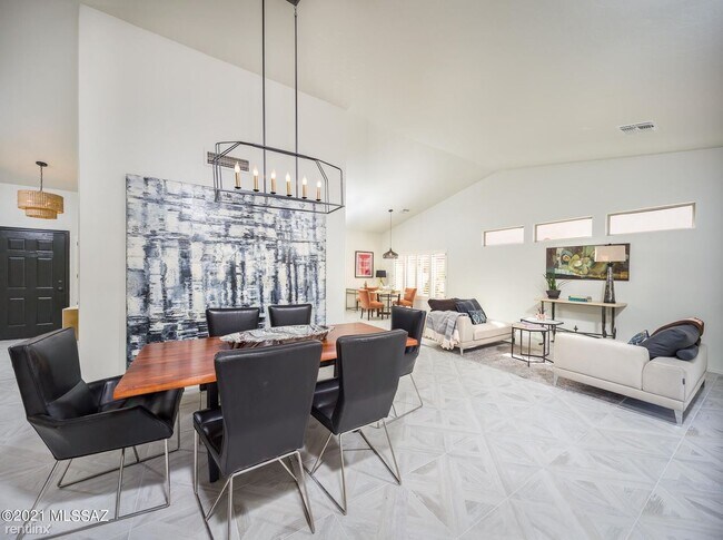 Building Photo - 2 br, 2 bath House - 37654 S Skyline Dr