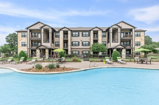 Building Photo - Willow Creek Apartments