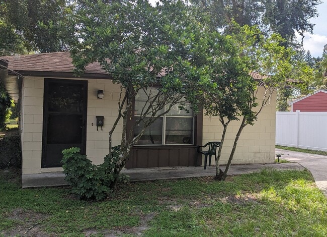 Photo - 1111 Hardy Ave House
