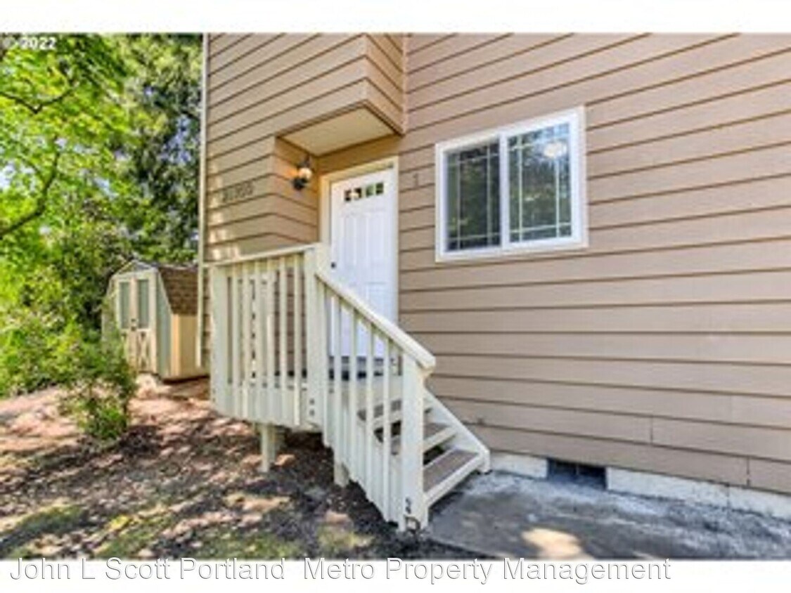 2 br, 1.5 bath House 29750 SW Courtside House for Rent in