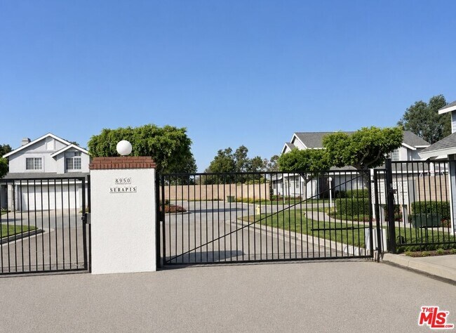 Building Photo - 8950 Serapis Ave