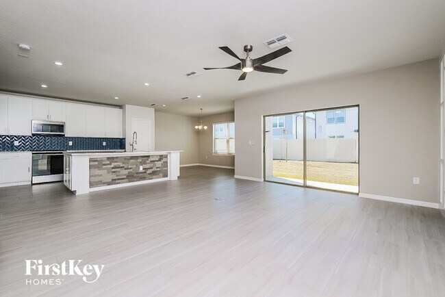 Foto del edificio - 6621 Stovall St