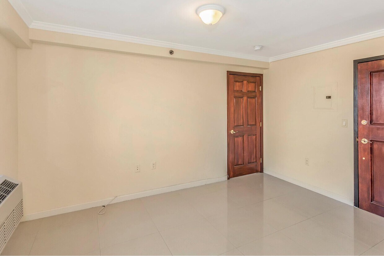 10210 Queens Blvd Unit 801, Queens, NY 11375 Condo for Rent in