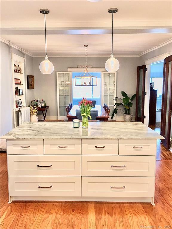 Foto del edificio - 213 Rowayton Ave