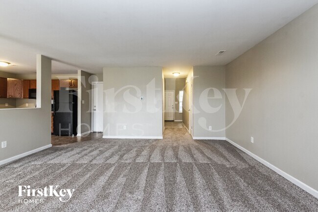 Building Photo - 2634 Lullwater Ln