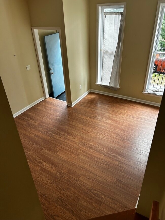 3 bedrooms 2 bathrooms - 3 bedrooms 2 bathrooms Townhome