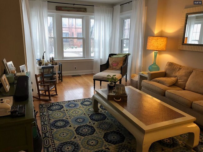 Foto del edificio - 4207 North Bell Avenue