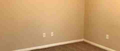 Building Photo - 2312 Silvereye Dr