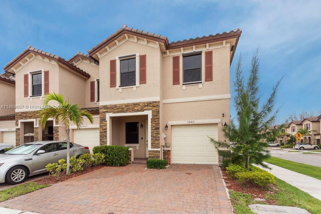 Primary Photo - 15011 SW 119th Way