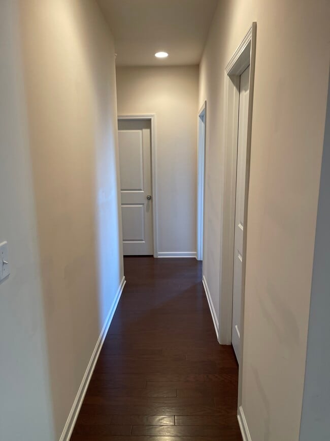 Foto del edificio - 5009 Stately Dr