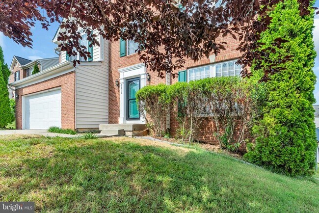 Foto del edificio - 5413 Silver Maple Ln