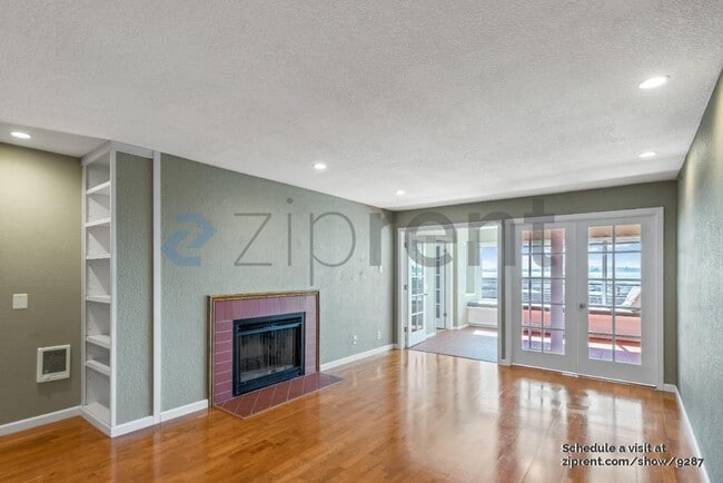 Building Photo - 1301 Quarry Ct