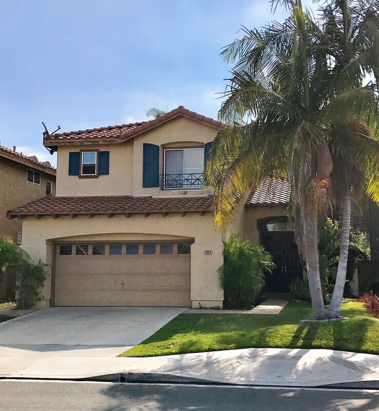 Foto principal - 11869 Evergold St