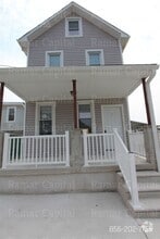 Building Photo - 1123 Cambridge St