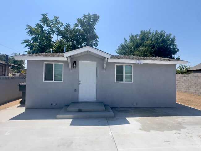 Foto del edificio - 7614 Fern Ave