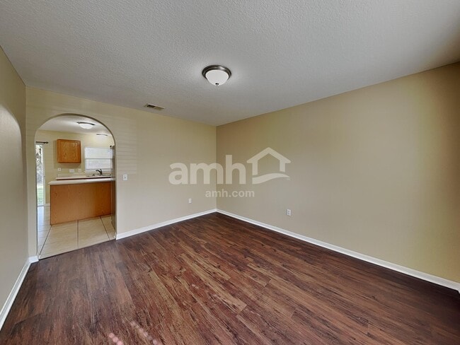 Building Photo - 1605 Pickard Cir