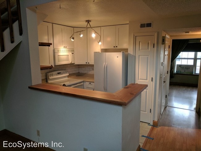 Building Photo - 2 br, 2 bath House - 3016 W Prentice Ave #F