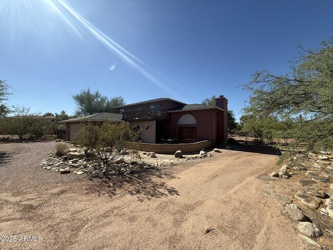 Foto del edificio - 5081 N Bear Canyon Rd