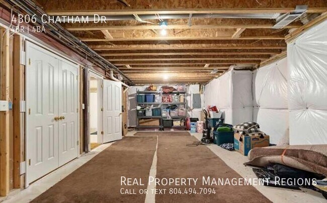 Building Photo - 4306 Chatham Dr